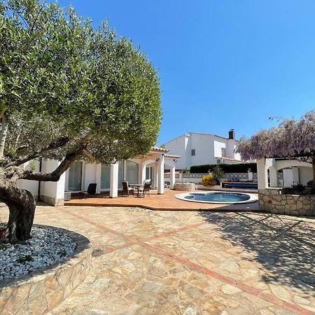 Villa Cozy Empuriabrava Piscina Privada Eksteriør bilde